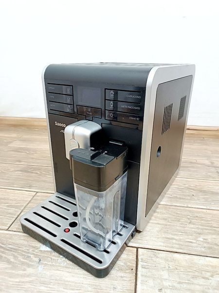 Кофемашина Saeco Moltio HD8769 1850w sn TW901544565606 000046229 фото