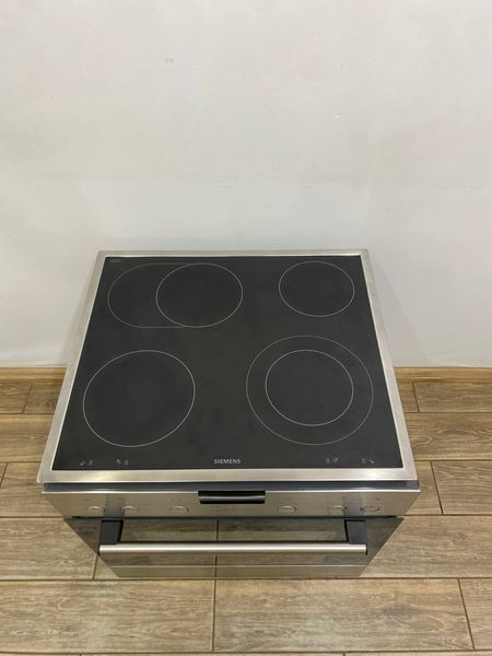 Духовой шкаф с поверхностью Siemens HE23BC502 01 3380W sn 960800227 000048315 фото