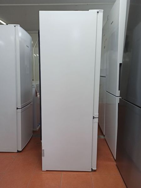 Холодильник двокамерний Miele KD 26052 210+53 л sn 60720221889 252е 000037611 фото