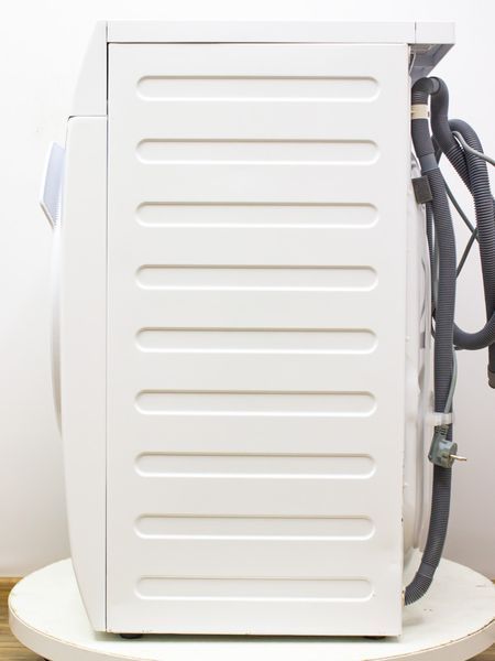 Стиральная машина AEG L6FBA484 000031285 фото
