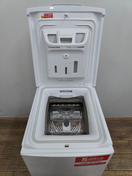 Стиральная машина вертикальная Privileg PWT D61253P DE 2100W 6кг sn 341948047283 000053444 фото