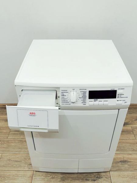 Сушильная машина AEG Lavatherm T56840L 000043268 фото