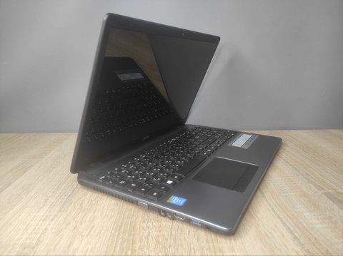 Ноутбук Acer Aspire E1 572 000045555 фото