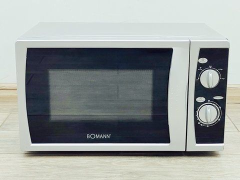 Микроволновая печь Bomann MW 2235 CB 000044993 фото