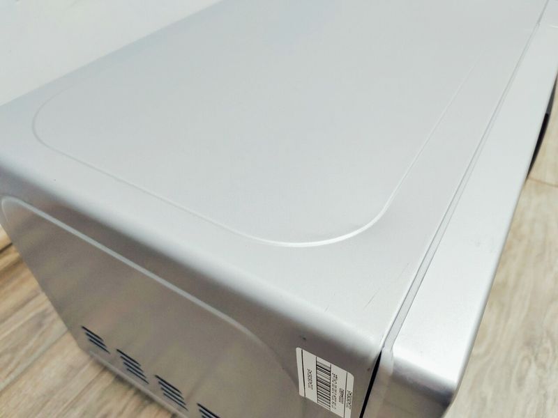 Мікрохвильова піч Bomann MW 2235 CB 1050w 000044993 фото