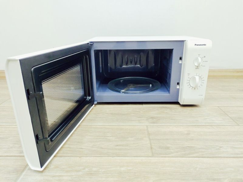 Микроволновая печь Panasonic NN E245WB EPG 000038783 фото