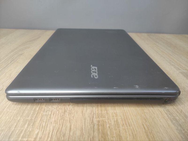 Ноутбук Acer Aspire E1 572 000045555 фото