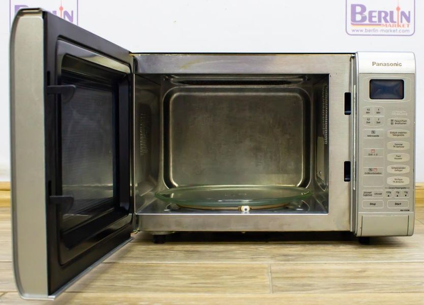Мікрохвильова піч Panasonic NNV320MB 1785w гриль 1100w sn V72010431 000015229 фото