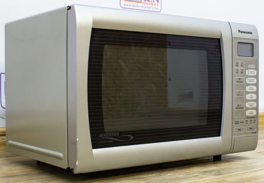 Мікрохвильова піч Panasonic NNV320MB 1785w гриль 1100w sn V72010431 000015229 фото