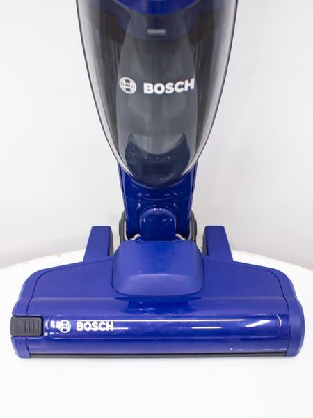 Пилосос вертикальний Bosch BCHF216S 01 125w sn 9906 010757 продам LPNHE520474111 147е 000026518 фото