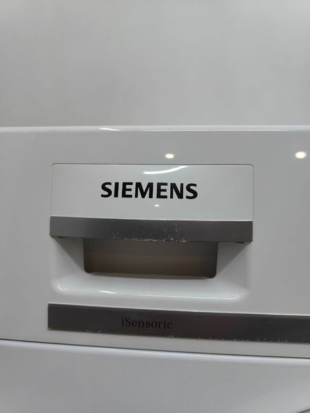 Сушильная машина Siemens iQ700 WT44W5W004 1000W 8кг sn 00031 000051954 фото