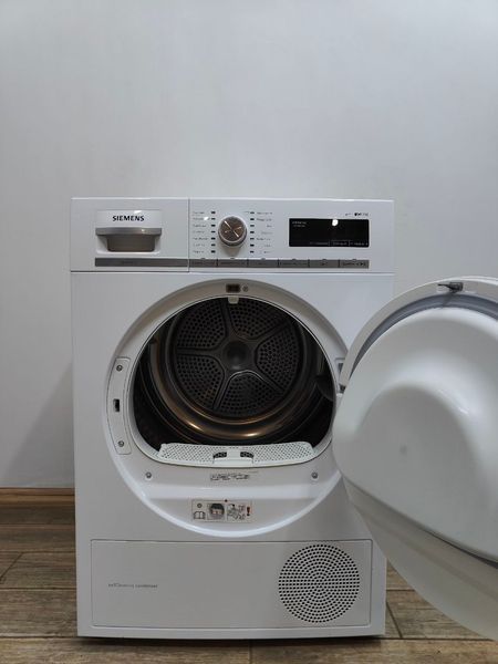 Сушильная машина Siemens iQ700 WT44W5W004 1000W 8кг sn 00031 000051954 фото