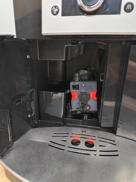 Кофемашина Delonghi Perfecta ESAM5400EX1 1450W sn 71125 000051787 фото