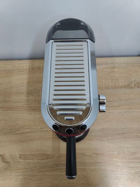 Кофемашина DeLonghi EC680,R 1350W sn 70625 000050401 фото