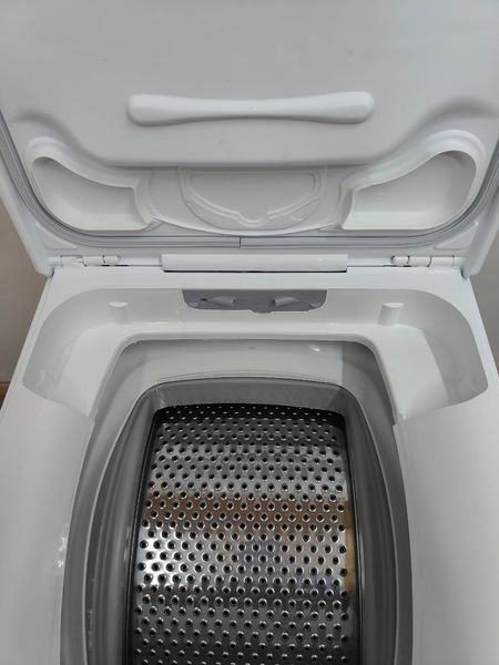 Стиральная машина вертикальная AEG L62260TL 2200W 6кг sn 74500126 000052724 фото