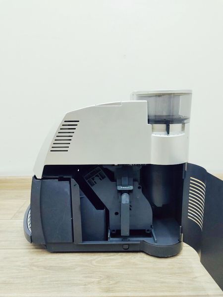 Кавомашина Saeco Magic de Luxe SUP012 1250w sn 287138 000040051 фото
