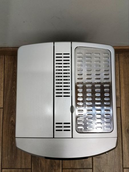 Кофемашина DeLonghi Magnifica ESAM04 320 S 1450W sn 22920 000047874 фото