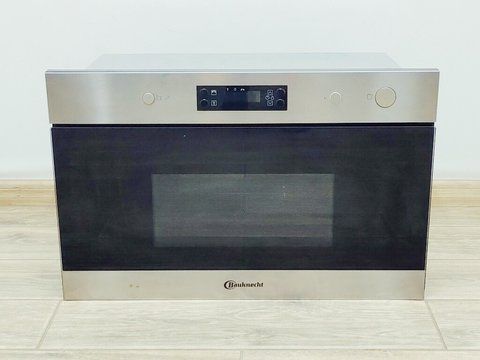 Мікрохвильова піч вбудована Bauknecht EMNK3 2138 IN 1300w sn 151830012435 000040973 фото