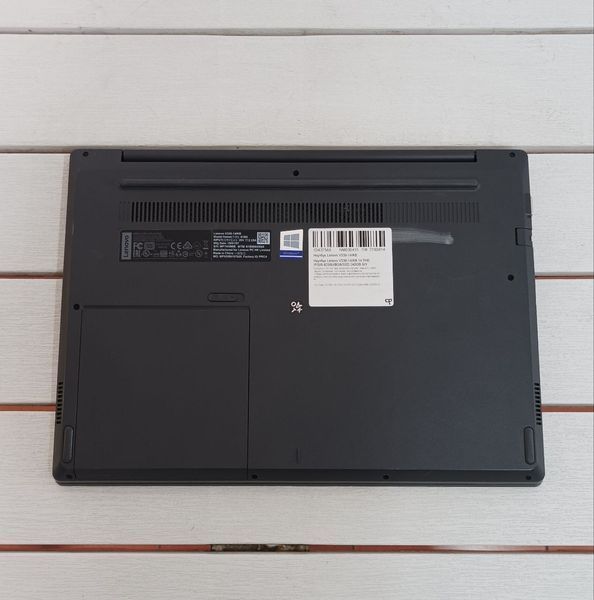 Ноутбук Lenovo V330-14IKB 14 FHD бат 1:30 часа 000050514 фото