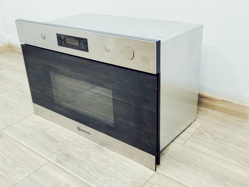 Мікрохвильова піч вбудована Bauknecht EMNK3 2138 IN 1300w sn 151830012435 000040973 фото