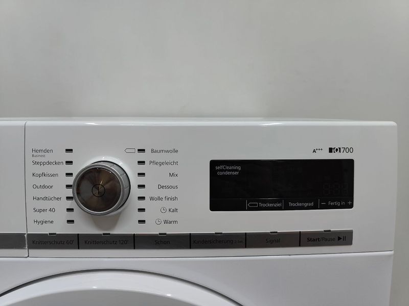 Сушильная машина Siemens iQ700 WT44W5W004 1000W 8кг sn 00031 000051954 фото