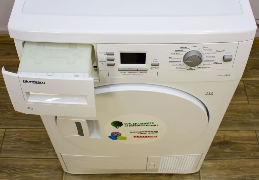 Сушильний автомат Blomberg TKF7451W50 7 кг 900W sn 1120007607 000015338 фото