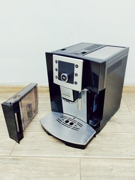 Кофемашина DeLonghi Perfecta ESAM5400 000024681 фото