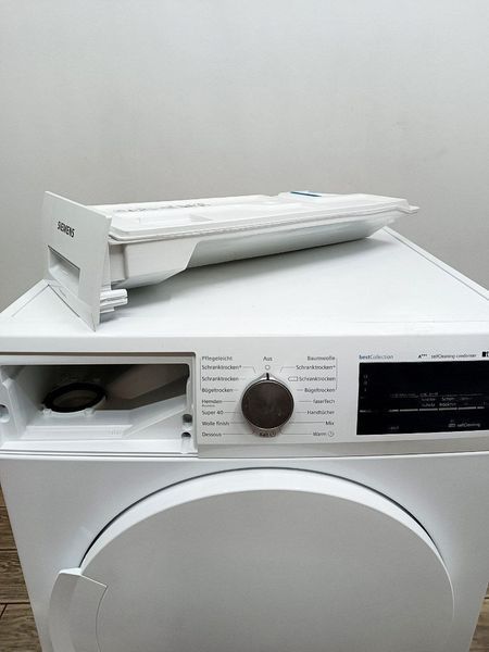Сушильна машина Сушильная машина Siemens WT45W4GO 7кг 1000W sn 9803200131 000048671 фото