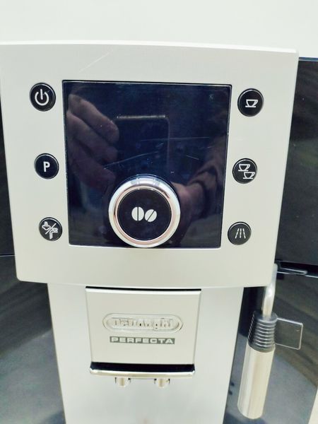 Кофемашина DeLonghi Perfecta ESAM5400 000024681 фото