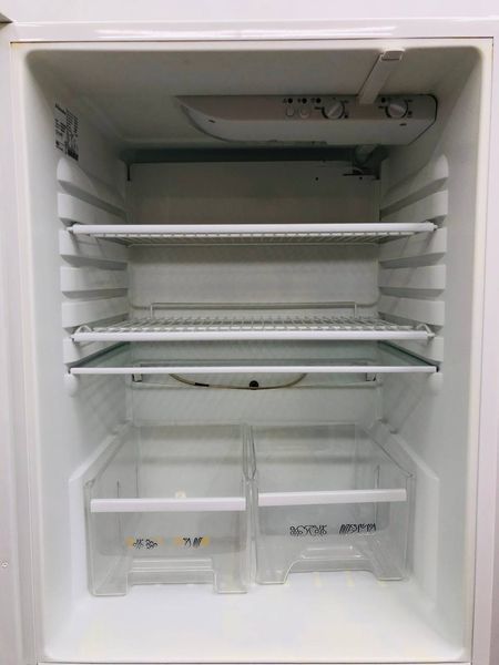 Холодильник двокамерний Electrolux ERB34250W8 188+118 л 160w sn 82500515_п13_н319 000045576 фото