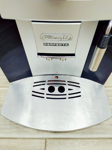 Кофемашина DeLonghi Perfecta ESAM5400 000024681 фото