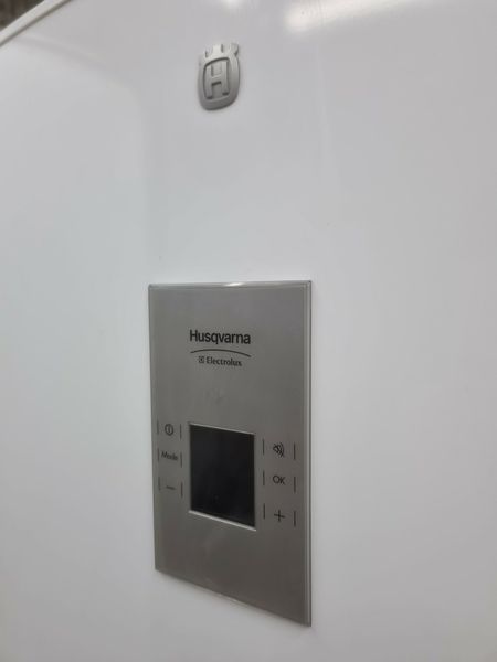 Холодильник однокамерний Husqvarna QR2560W 359л 90w sn 13430022_партія 3 номер 172 000040901 фото