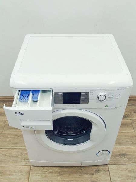 Стиральная машина Beko WMB 71643 PTE 000043689 фото