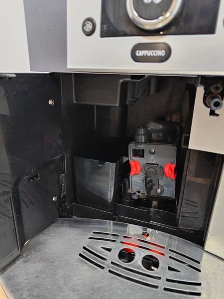 Кофемашина Delonghi Perfecta ESAM5500.M 1350W sn 62524 000050421 фото