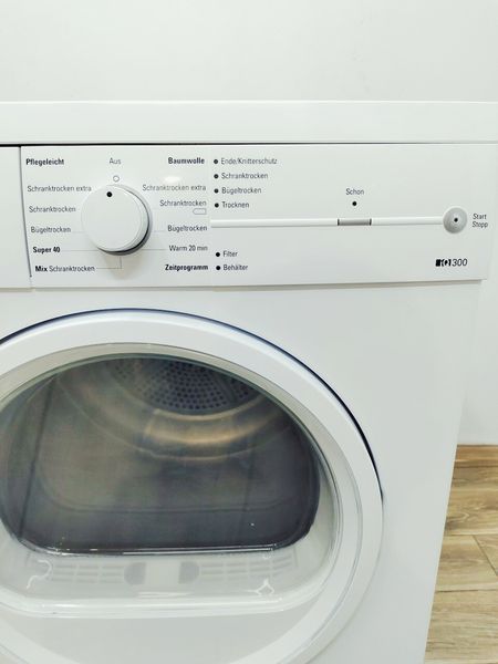 Сушильна машина Siemens IQ300 WT46E103 46 2800w 7 кг sn 9608 201120 000044299 фото