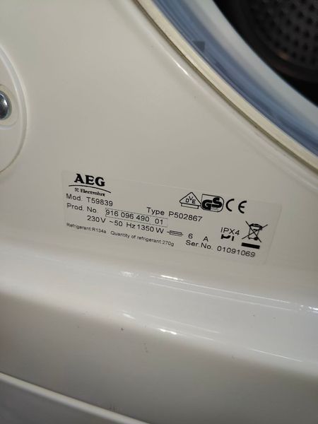 Сушильная машина AEG T59839 1350W 7кг sn 91609649001 000049947 фото