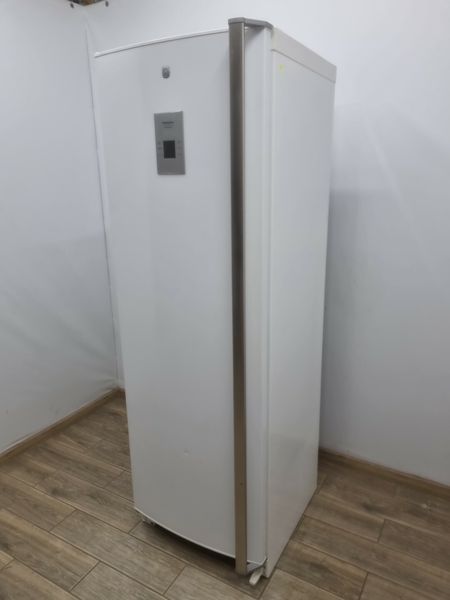 Холодильник однокамерний Husqvarna QR2560W 359л 90w sn 13430022_партія 3 номер 172 000040901 фото