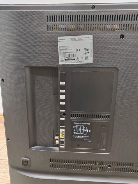 Телевизор Samsung UE50MU6179U 190W sn 0D383HIK100627Z 000050550 фото
