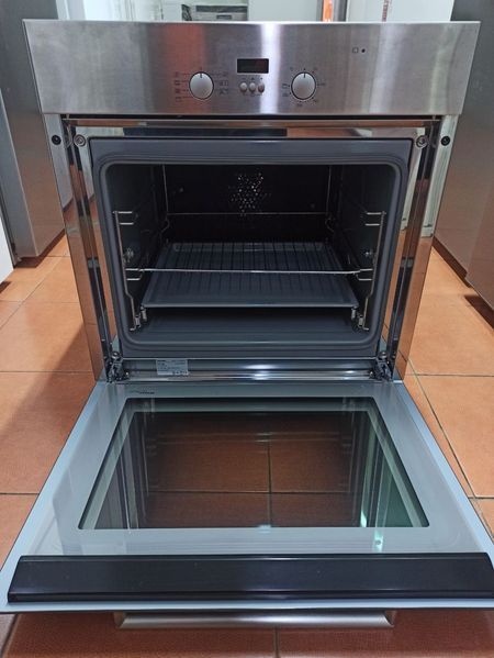 Электродуховка Miele H 4215 B 000037437 фото