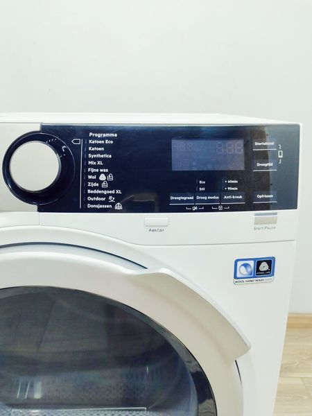Сушильна машина AEG 9000 Series T9DE98SC 700w 9 кг sn 11403739 000041134 фото