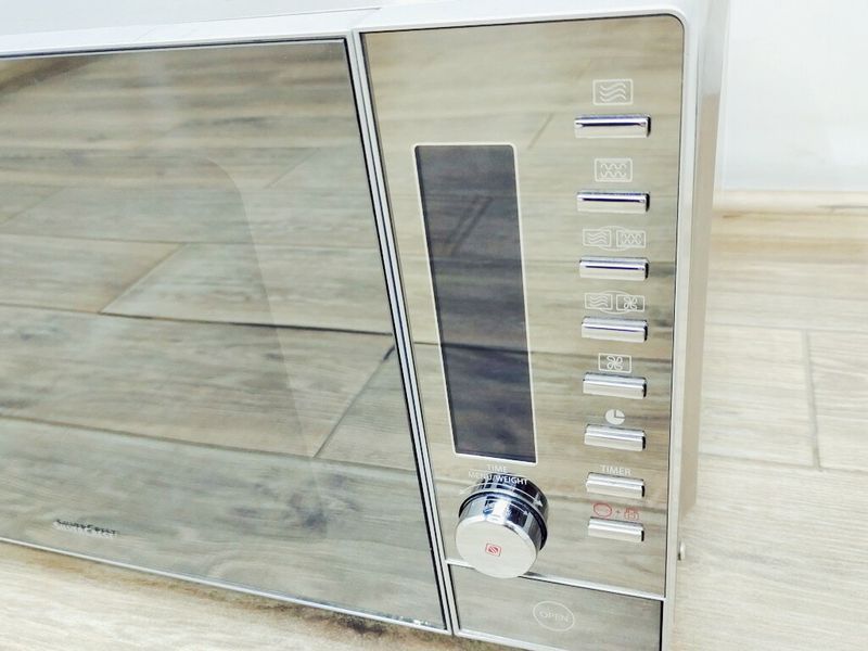 Мікрохвильова піч SilverCrest SMW 900 EDS B3 1400w гриль 950w sn 002575 000040017 фото