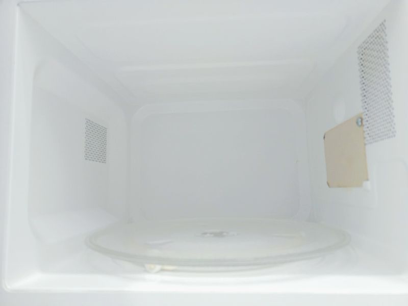 Микроволновая печь Haier HR 6752TH 000040989 фото