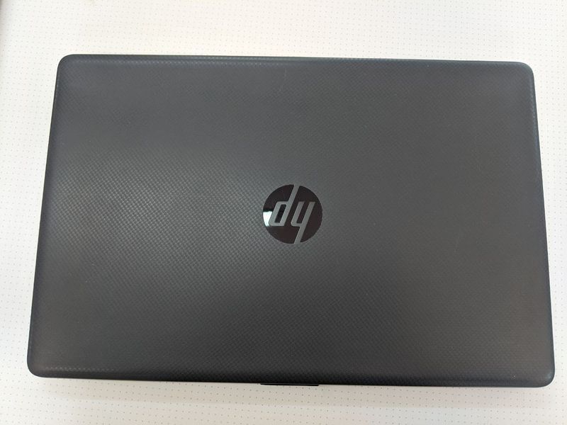 Ноутбук HP 250 G7 000045900 фото