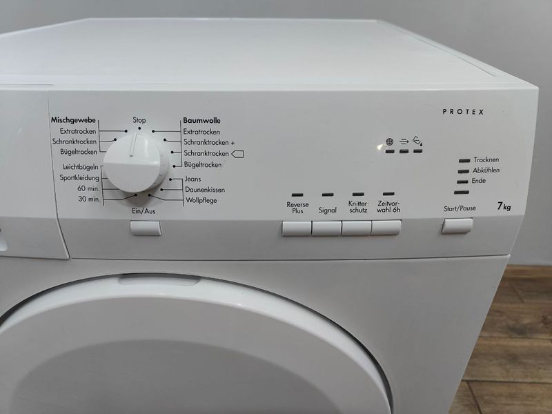 Сушильная машина AEG T55370AH3 950W 7kg sn 52042959 000050710 фото