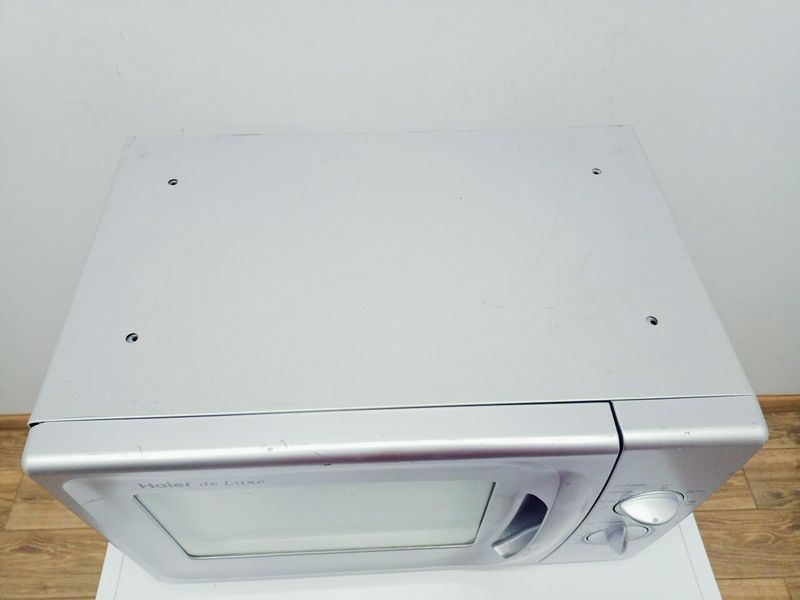Микроволновая печь Haier HR 6752TH 000040989 фото