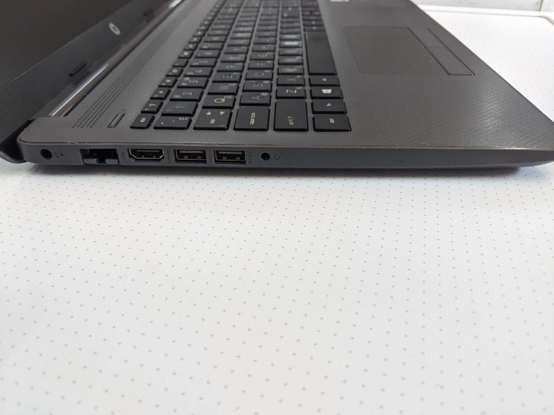 Ноутбук HP 250 G7 000045900 фото
