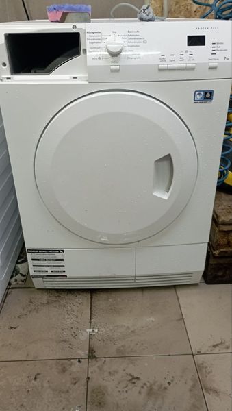 Сушильна машина Aeg Protex Plus T65770IH 900w 7кг sn 51488368 000046155 фото