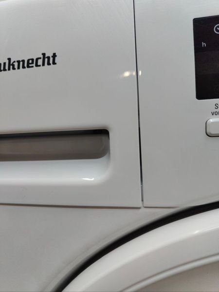 Сушильная машина Bauknecht TK Plus 8A2Di 950W 8кг sn 856011403040 000048670 фото