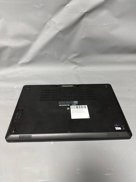 Ноутбук Dell Latitude E5570 15.6 FHD бат 1:30 часа 000047458 фото