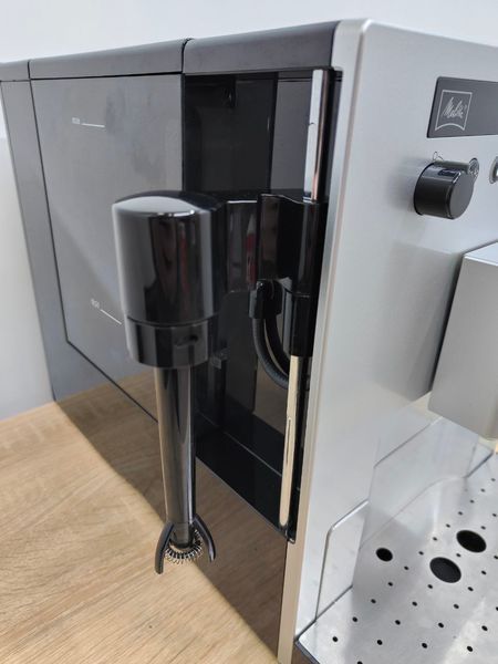 Кофемашина Melitta Caffeo TYP E 960101 1400W sn 96010B223393903 000050418 фото